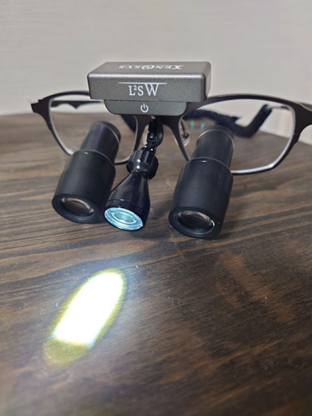 拡大ルーペ写真